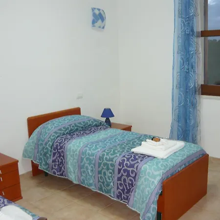 Bed & Breakfast Perdas Antigas Marrubiu